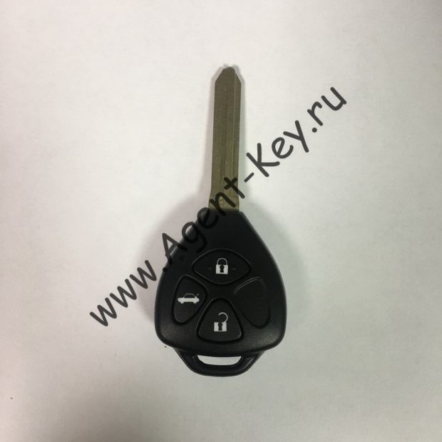 Toyota Camry, ключ 3 кнопки