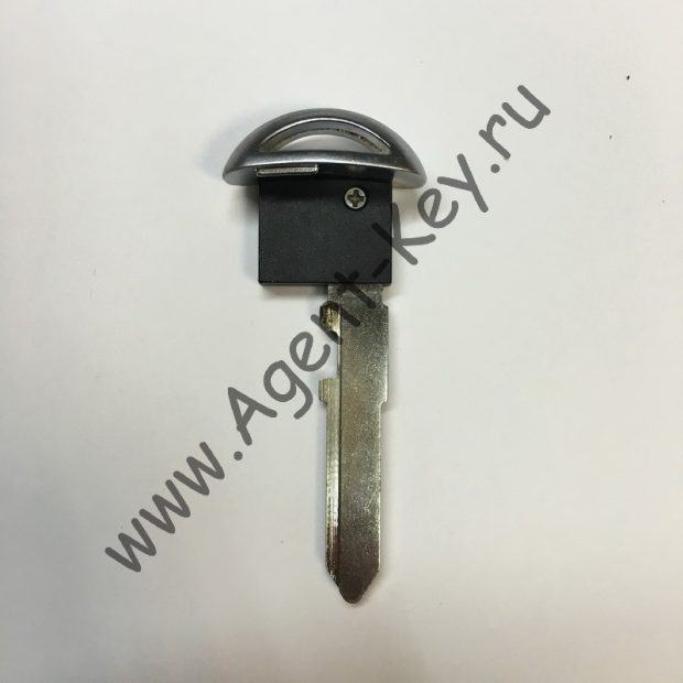 Вставка смарт ключа Mazda